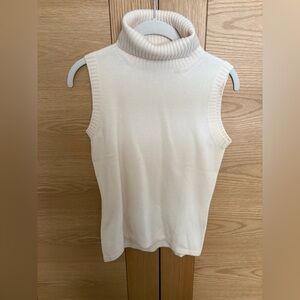 Women's Amina Rubinacci Cream Sleeveless Cashmere Sweater - Size 42 (US 4/6)